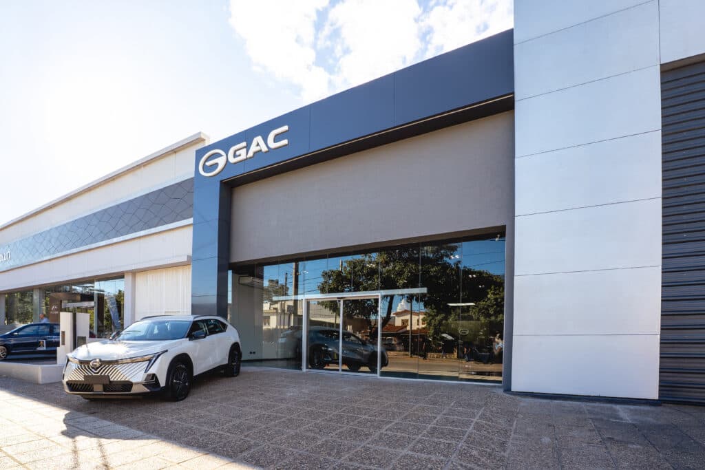Montironi apuesta a la movilidad del futuro con la llegada de GAC a Córdoba
