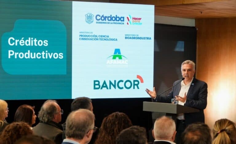 Con fuertes críticas a la macro de Milei, Llaryora «blindó» a la industria cordobesa con financiamiento