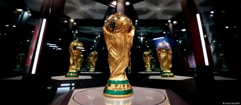 Análisis: cómo funciona la estrategia comercial detrás del Mundial más caro de la historia