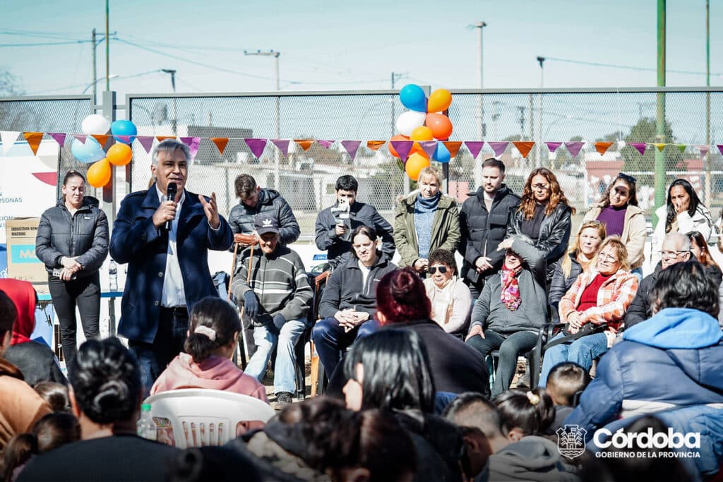 Ciudad Ampliación Cabildo: Llaryora inauguró espacios comunitarios para infancias y personas mayores
