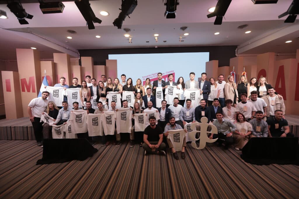 ImpulsAR: El evento convocó a más de 850 jóvenes empresarios de Córdoba