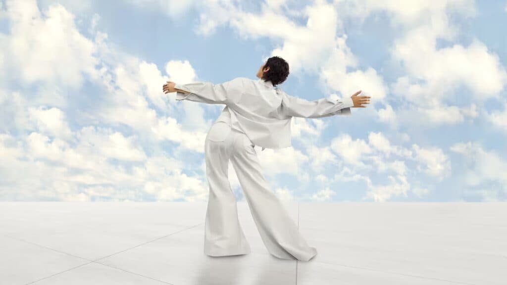 Pantone: Cloud Dancer, el blanco que promete transformar la moda global