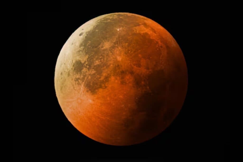 Eclipse lunar en Virgo: un poderoso cierre de ciclos y purificación de hábitos