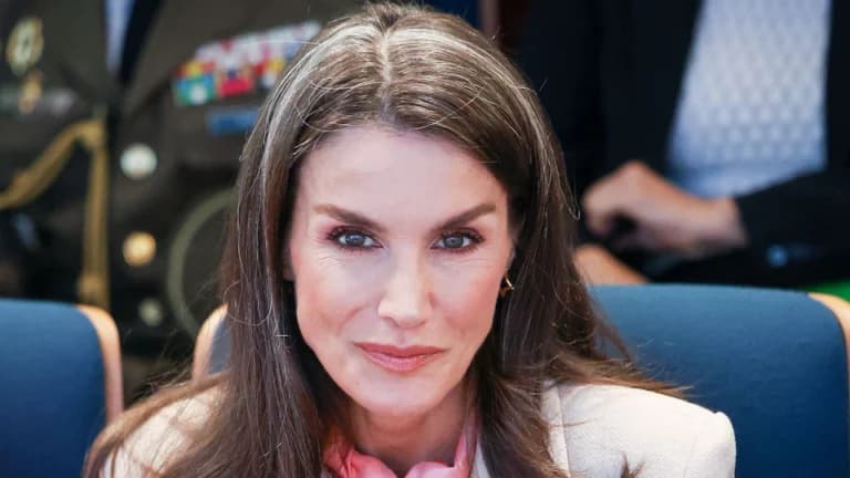 El “efecto Letizia”: la revolución de las canas como símbolo de libertad y autenticidad