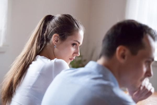 El top cinco preguntas que las mujeres se hacen sobre sus esposos según la inteligencia artificial