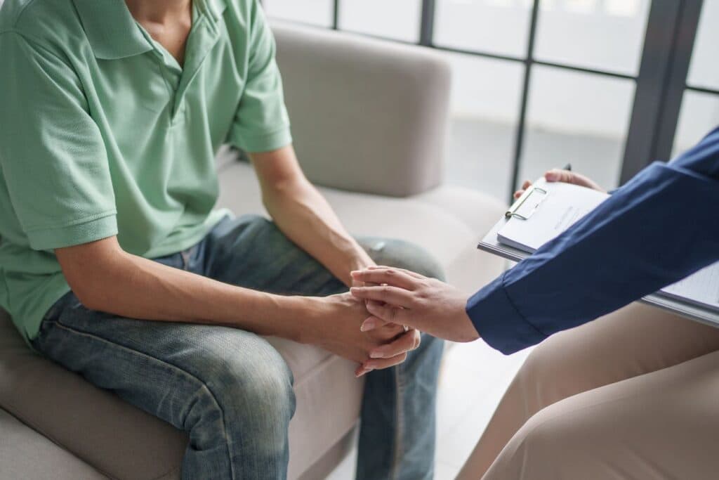 Alerta por la reforma de la Ley de Salud Mental: especialistas advierten un retroceso hacia el modelo de encierro