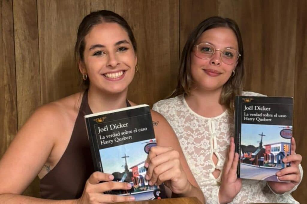 “Leemos de todo”: el club de lectura cordobés que creó un espacio seguro entre libros y meriendas