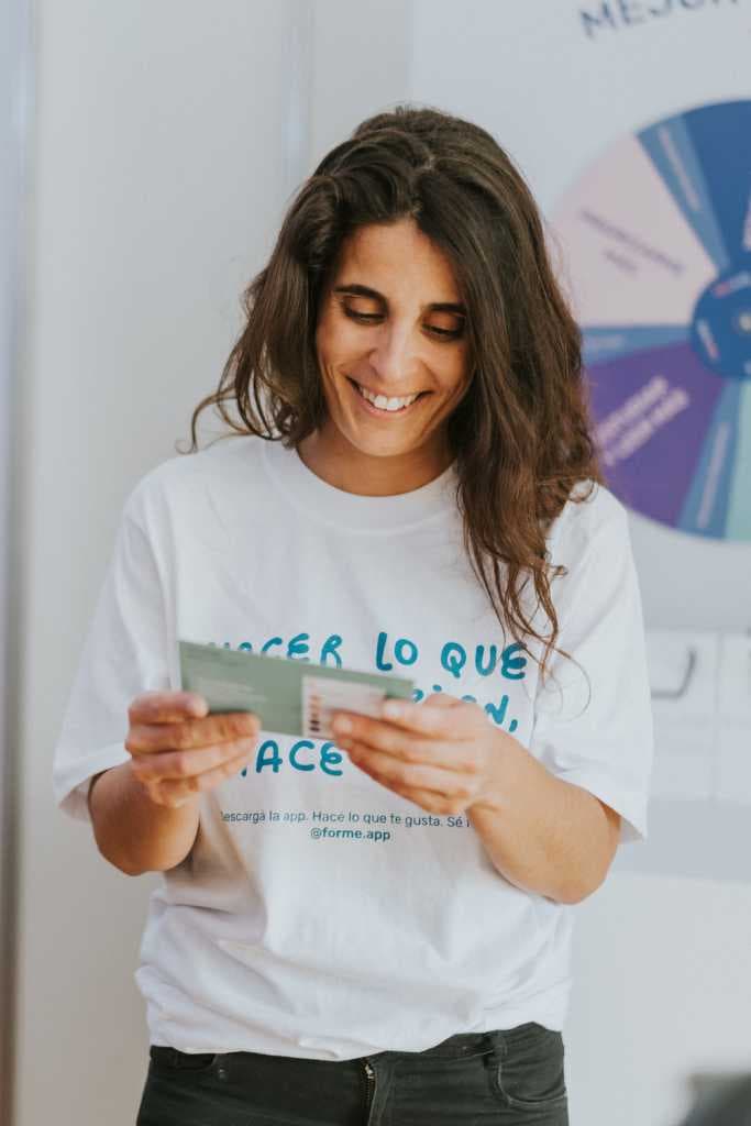 Maybelline y For Me app presentaron charla inspiradora a mujeres sobre storytelling