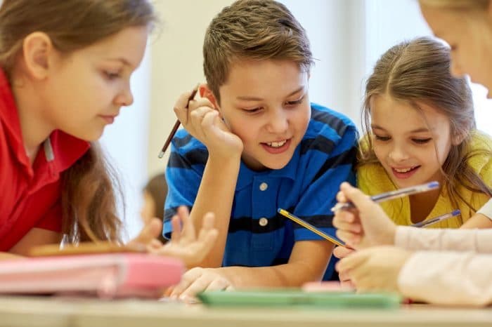 Confirman que suspender las clases sería “contraproducente”
