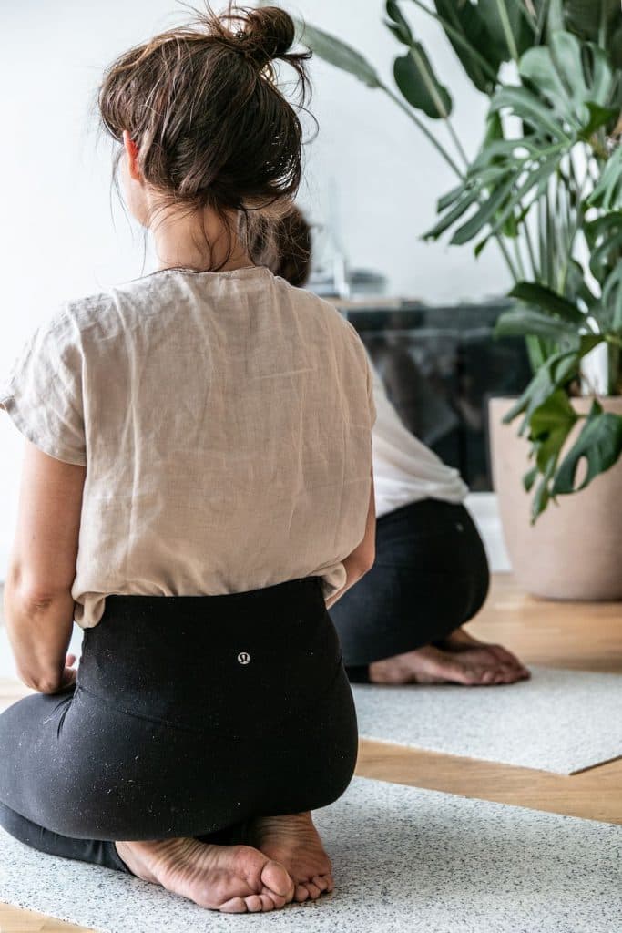 TE RECOMENDAMOS MEDITACIONES GUIADAS PARA RELAJAR EL CUERPO Y LA MENTE