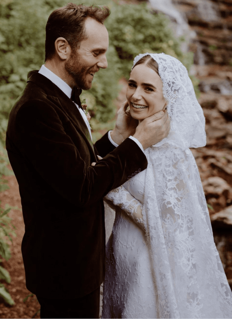 Lily Colins dio a conocer fotos ineditas de su casamiento