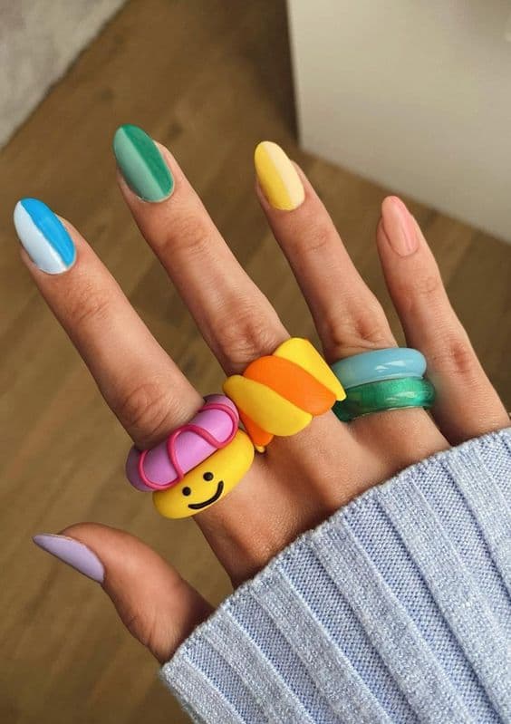 ¡TREND ALERT! Estos anillos de la infancia llegaron para quedarse