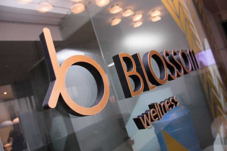 Blossom Wellness presenta INFINI: tecnología de radiofrecuencia tridimensional