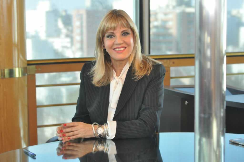 TETÉ COUSTAROT, con fina estampa