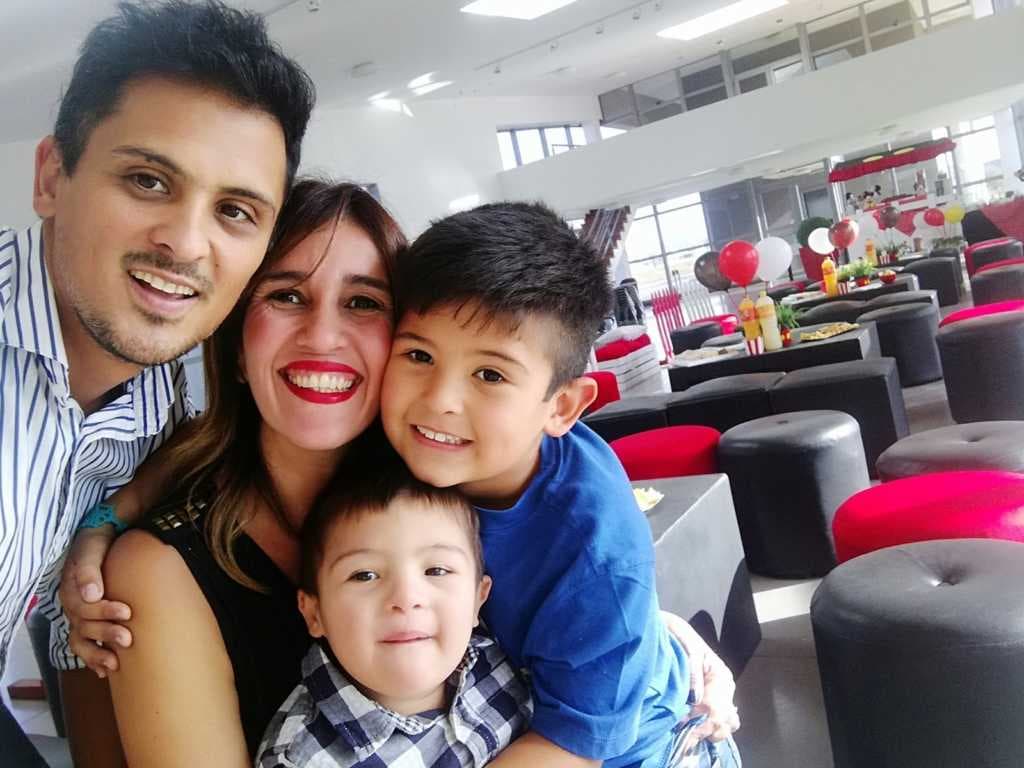 #MAMÁSDEHOY – Constanza González